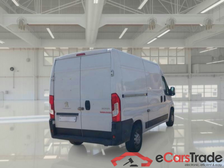 PEUGEOT BOXER / 2014 / 4P / FURGONE 333 L2H2 2.2 BLUEHDI 140CV SeS #2