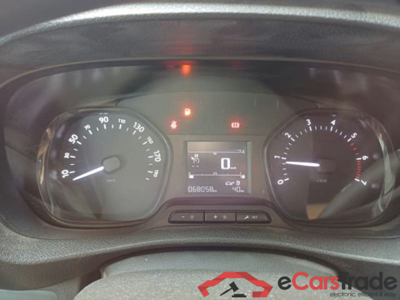 PEUGEOT EXPERT / 2016 / 4P / FURGONE 2.0 BLUEHDI 120 PREMIUM STANDARD #4