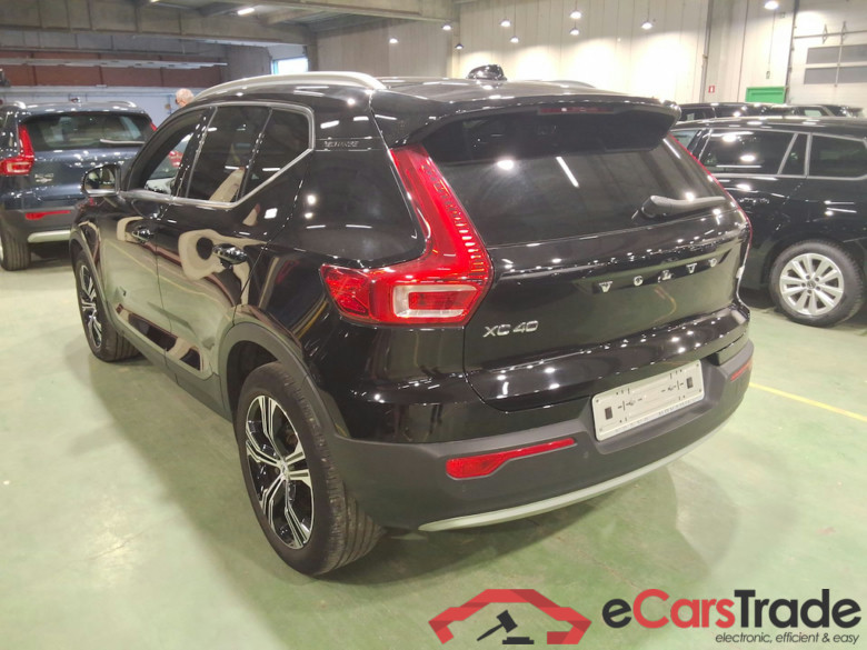 VOLVO XC40 1.5 T4 PHEV INSCRIPTION DCT #2