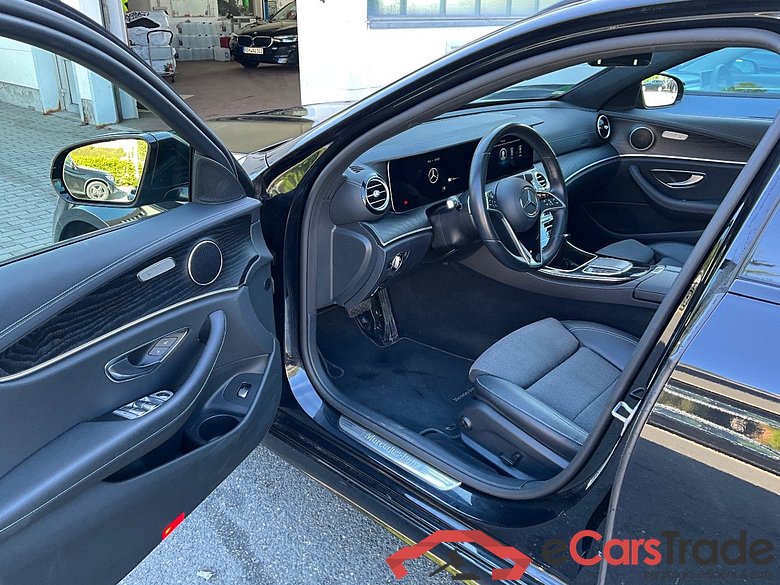 E -Klasse T-Modell E 300 de 4Matic (213.211)AMG 2.0 AMG Line 225KW AT9 E6d #5