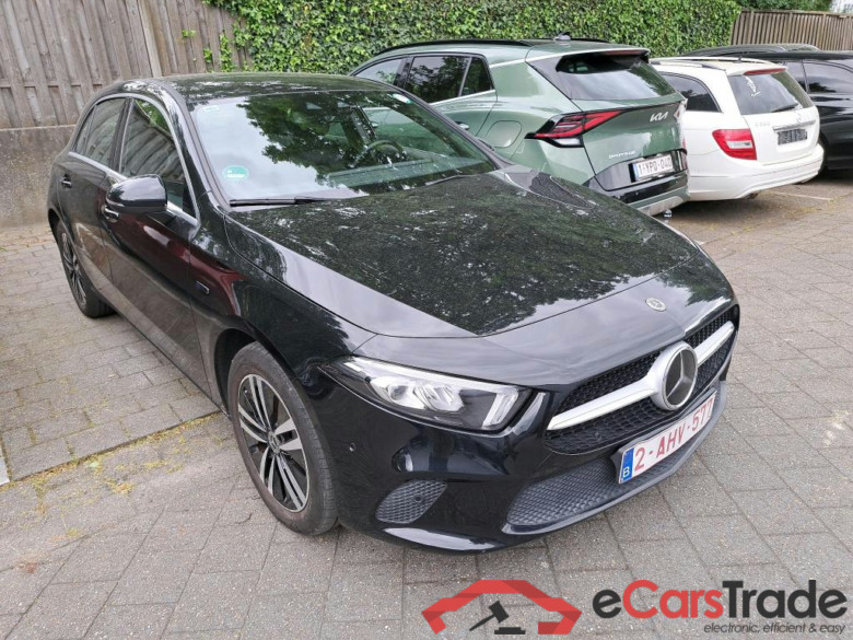 MERCEDES-BENZ CLASS A (W177) A 250 e PHEV Business Solution