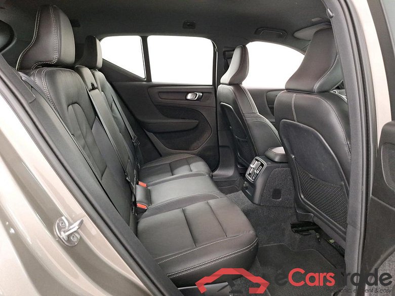 VOLVO XC40 1.5 T4 PHEV R-DESIGN DCT #6