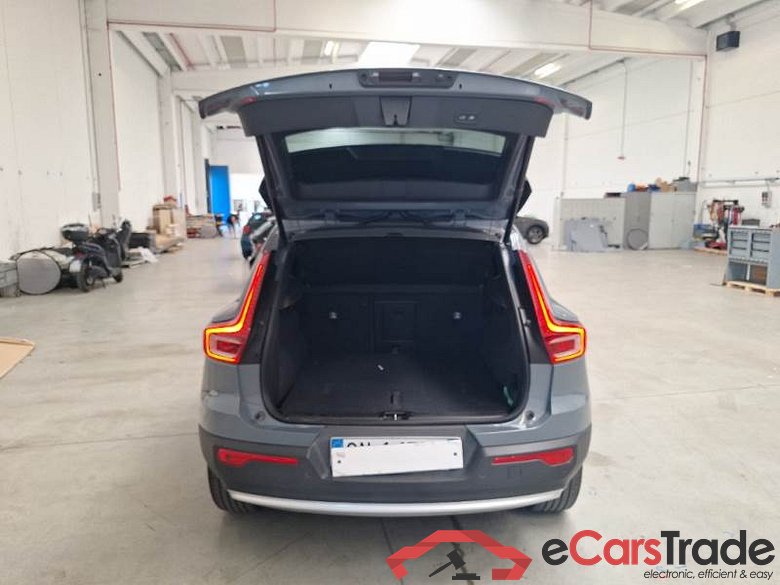 VOLVO XC40 / 2021 / 5P / FUORISTRADA T2 AUTOMATICO CORE N1 #5