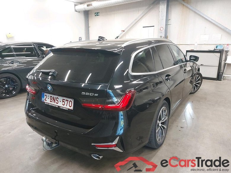 BMW - BMW 3 TOURING 320e 204PK Business Edition Luxury & Pack Business Plus With Heated Seats & Travel Pack & Parking Assistant Plus * HYBRID * #2
