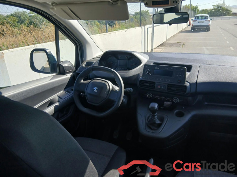 PEUGEOT Rifter / 2018 / 4P / combi Active Standard BlueHDi 73kW (IND) #3