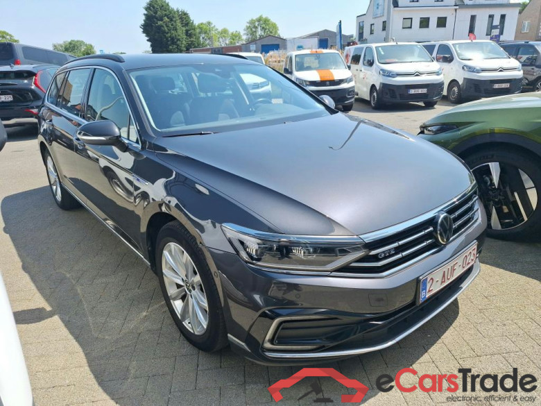 VOLKSWAGEN PASSAT VARIANT 1.4 TSI MSQ VARIANT GTE BUSINESS #2