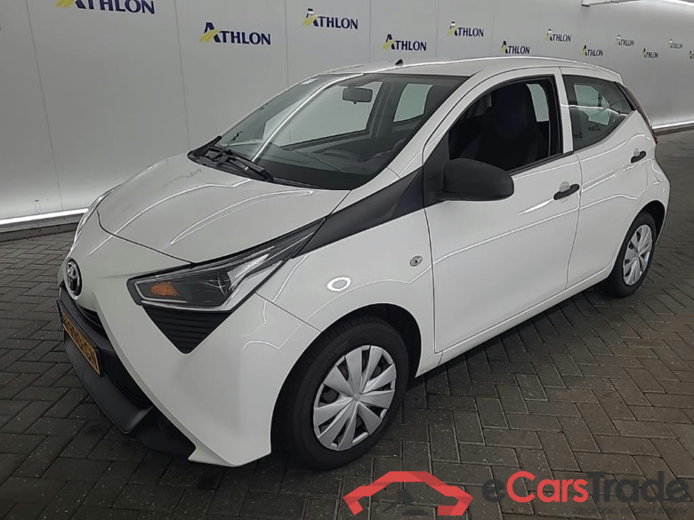 TOYOTA Aygo 1.0 VVT-i x-fun 5D 53kW