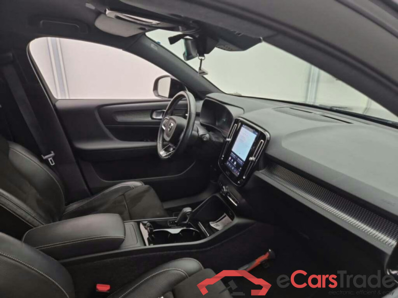 VOLVO XC40 Recharge P8 AWD RDes #3