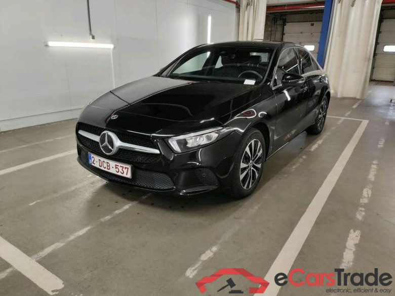 Mercedes A-Klasse Limousine A-Klasse Limousine A 250 e Business Line (PHEV) 160kW/218pk  4D/P Auto-7 #1