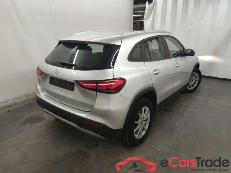 Mercedes-Benz GLA GLA 200 d Business Solution 5d #2