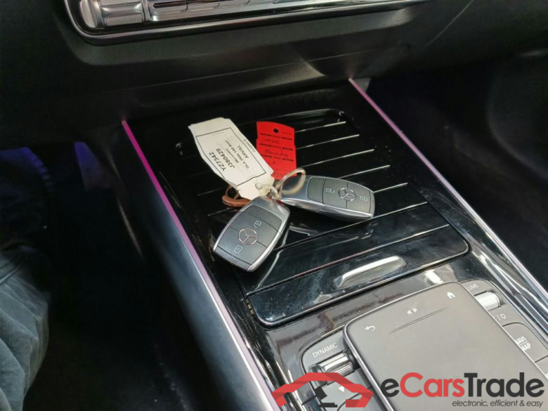 MERCEDES CLASSE GLA - 2020 GLA 250e 262 (160+102) Business Solution 5d Auto #4