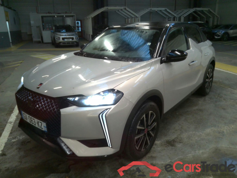 DS 3 Crossback 1.2 PureTech Performance Line LED Virtual Sport-Leather-Alcantara KeylessGo Klima PDC ...