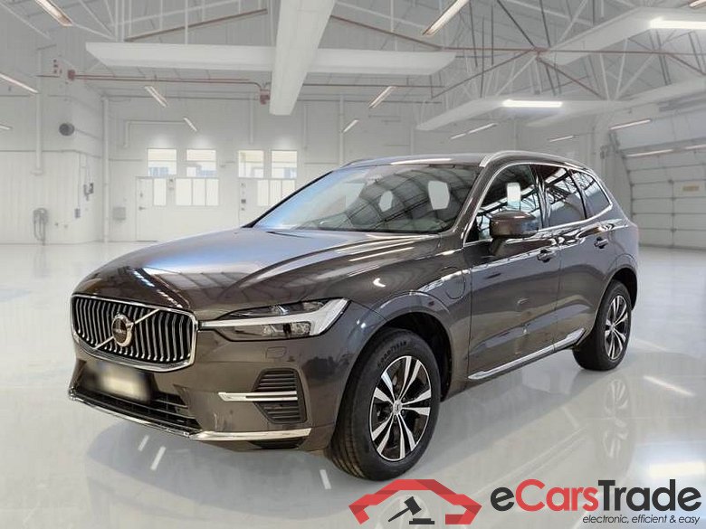 VOLVO XC60 / 2021 / 5P / SUV T6 PLUG-IN AWD AUTO CORE