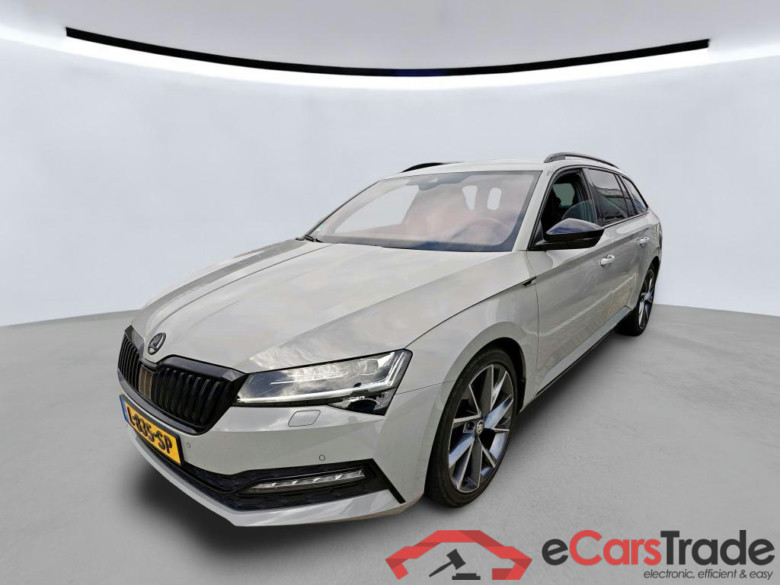 SKODA Superb Combi 110 kW #1
