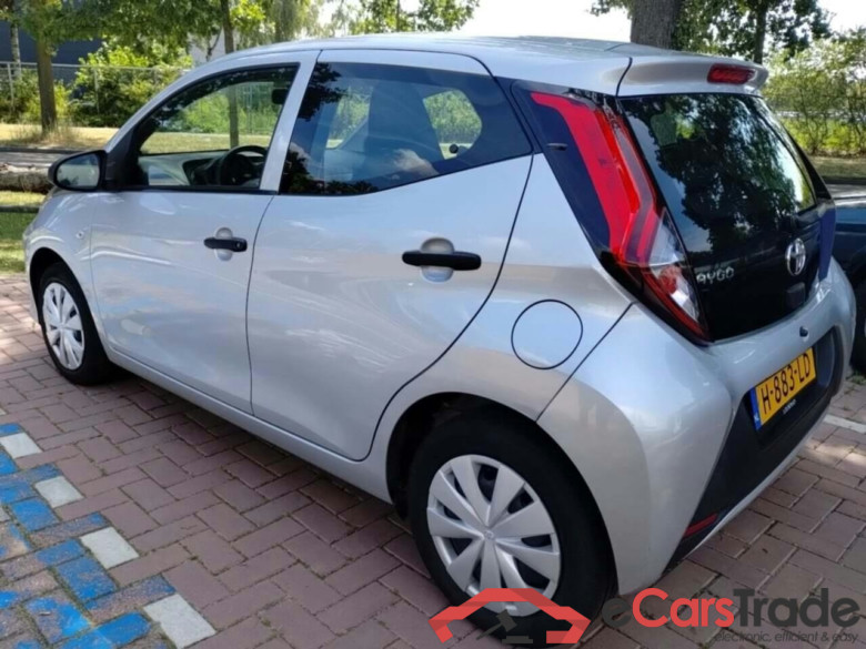 TOYOTA Aygo 1.0 VVT-i x-fun #3