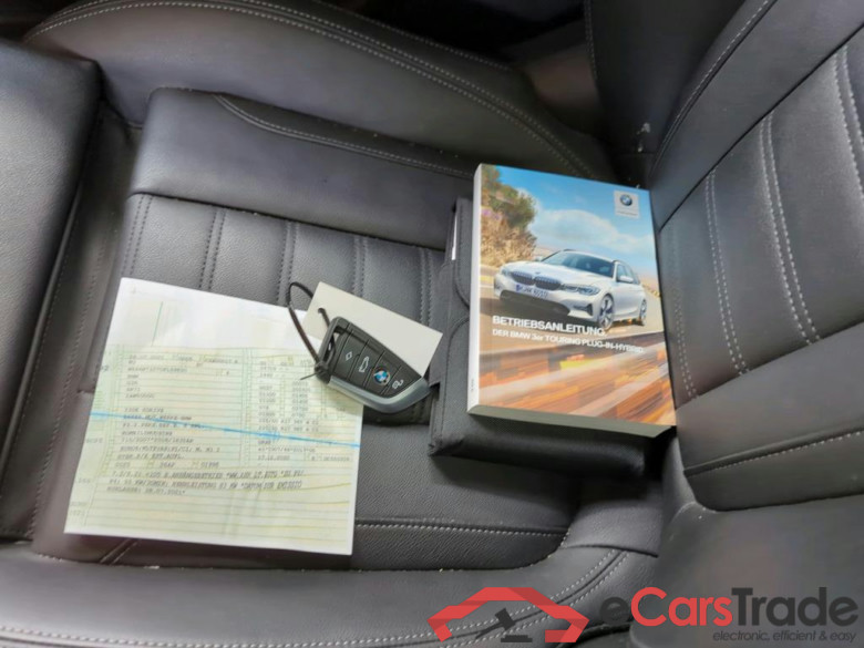 Baureihe 3 Touring 330 e xDrive Sport Line 2.0 185KW AT8 E6d #3