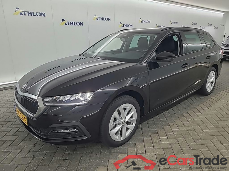 SKODA Octavia Combi 1.4 TSI iV PHEV DSG Business Edition 5D 150kW #1