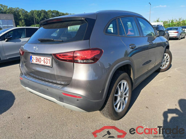 MERCEDES-BENZ GLA 2.0 GLA 180 D DCT BUSINESS SOLUTION ESS #4