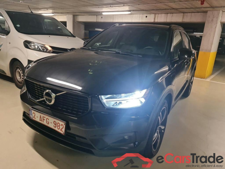 VOLVO XC40 1.5 T4 RECHARGE GEARTRONIC R-DESIGN #1