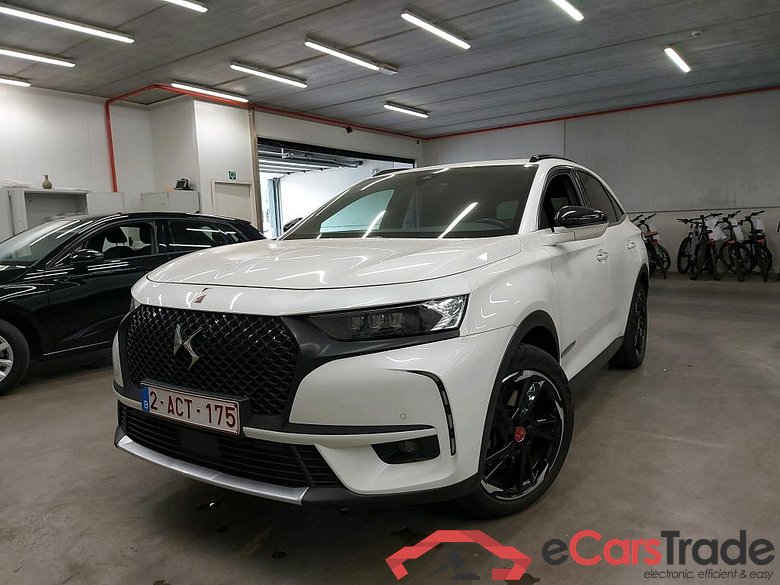 DS - DS  DS 7 CROSSBACK E-Tense PERFORMANCE Line 225PK With Heated Seats & Alarm System & Pack Easy Access & Pano Roof  * PETROL HYBRID *