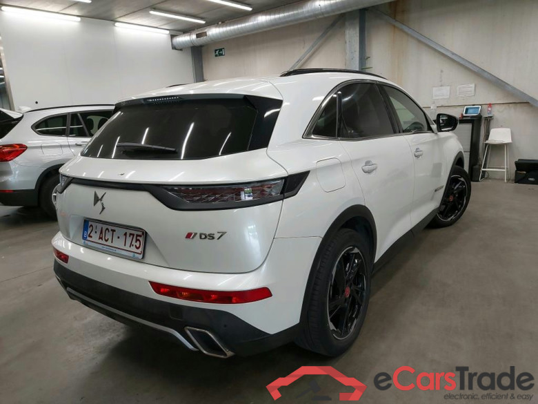 DS - DS  DS 7 CROSSBACK E-Tense PERFORMANCE Line 225PK With Heated Seats & Alarm System & Pack Easy Access & Pano Roof  * PETROL HYBRID * #2