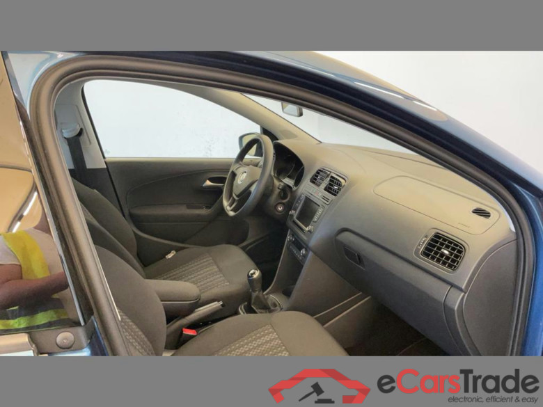 VOLKSWAGEN Polo 1.2 TSI Trendline BMT #5