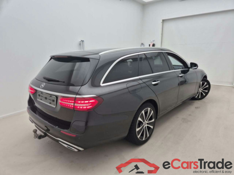 MERCEDES-BENZ E-KLASSE BREAK 2.0 300 E LUXURY LINE 9G-TRONI #2