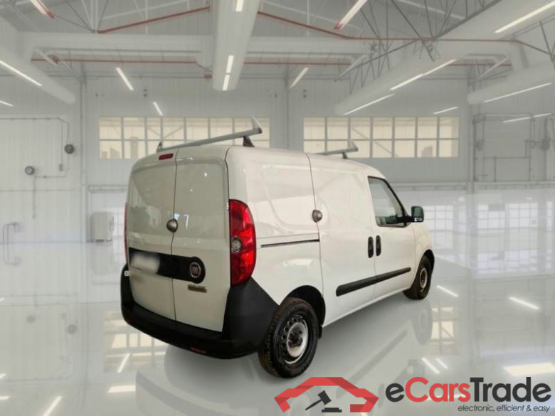 FIAT DOBLÒ CARGO / 2014 / 4P / VETT. FURGONATA CH1 BUSINESS 1.6 MJET 105CV E6D-F SeS #2