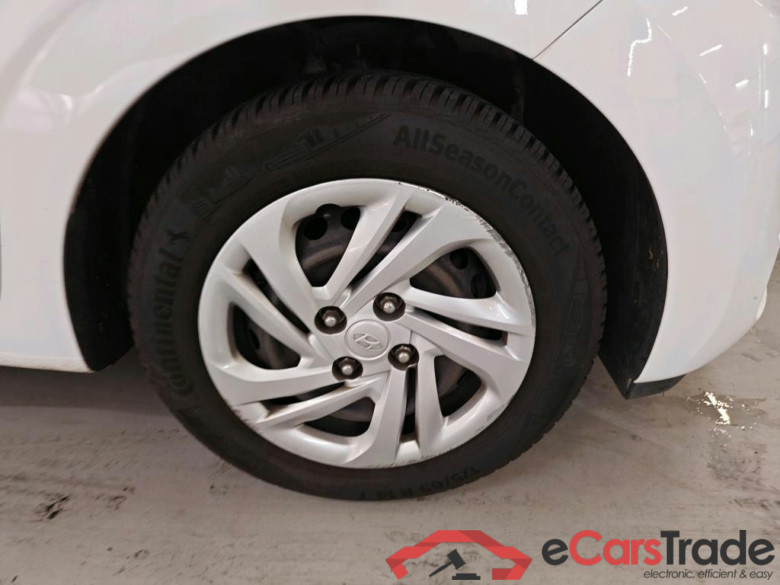 HYUNDAI i10 49 kW #6