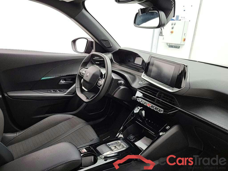 PEUGEOT e-2008 EV Allure 50 kWh #3