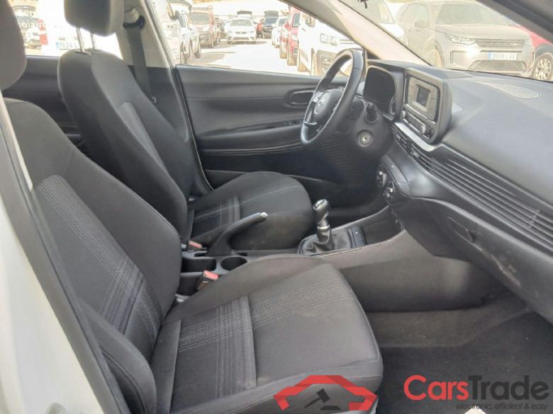 HYUNDAI i20 / 2020 / 5P / berlina con portón 1.0 TGDI 74kW (100CV) 48V Essence #6