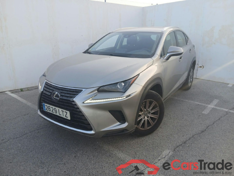 LEXUS NX / 2017 / 5P / todoterreno 2.5 300h Business 2WD #1