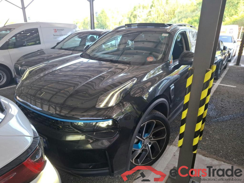 Lynk&Co 01 1.5i Plug-In Hybrid Aut. LED Pano Virtual ACC Navi Infinity KeylessGo Camera 360 Klima PDC ...