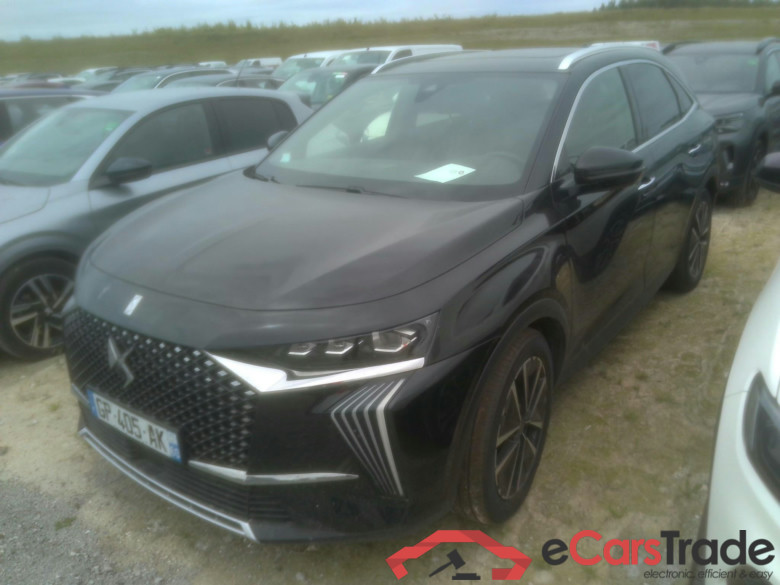 DS 7 Crossback 1.6 E-Tense Plug-In Hybrid Rivoli 4x4 Aut. Pano LED Virtual Focal Navi Sport-Leather KeylessGo Klima PDC ...