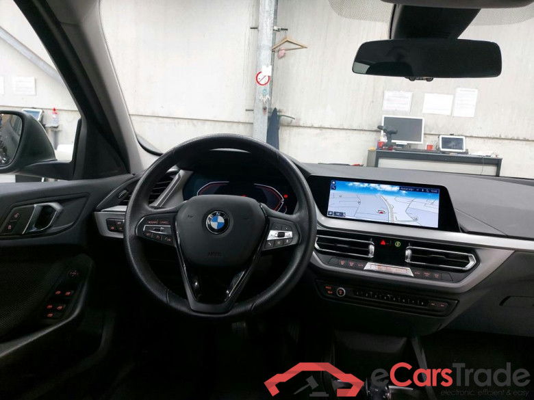 BMW 118d Aut. LED LC-Pro Navi KeylessGo Klima PDC ... #3