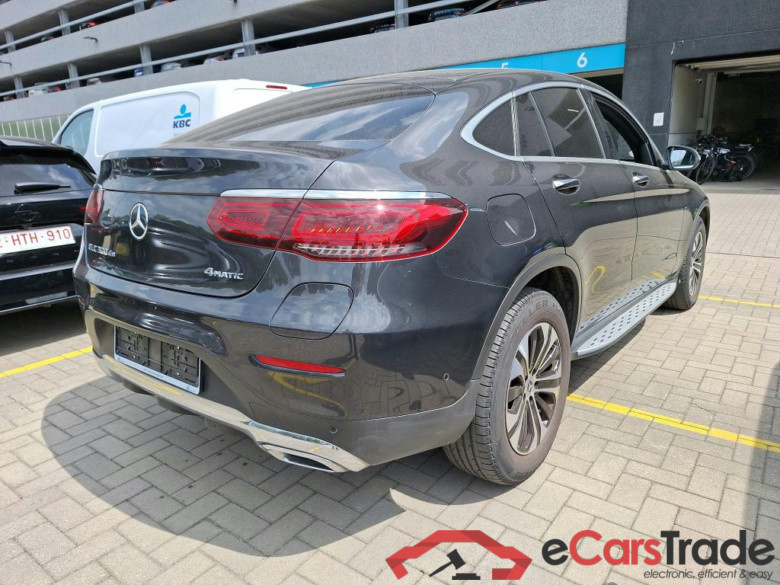 MERCEDES - MER GLC COUPE 300 de 4MATIC 306PK DCT Premium Plus With Electric Heated Mem Seats & Heated Steering & Exclusive Interior & Multibeam & Burmester & Head Up & 360 Camera  * HYBRID * #2