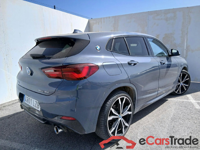 BMW X2 / 2017 / 5P / todoterreno sDrive18d #2