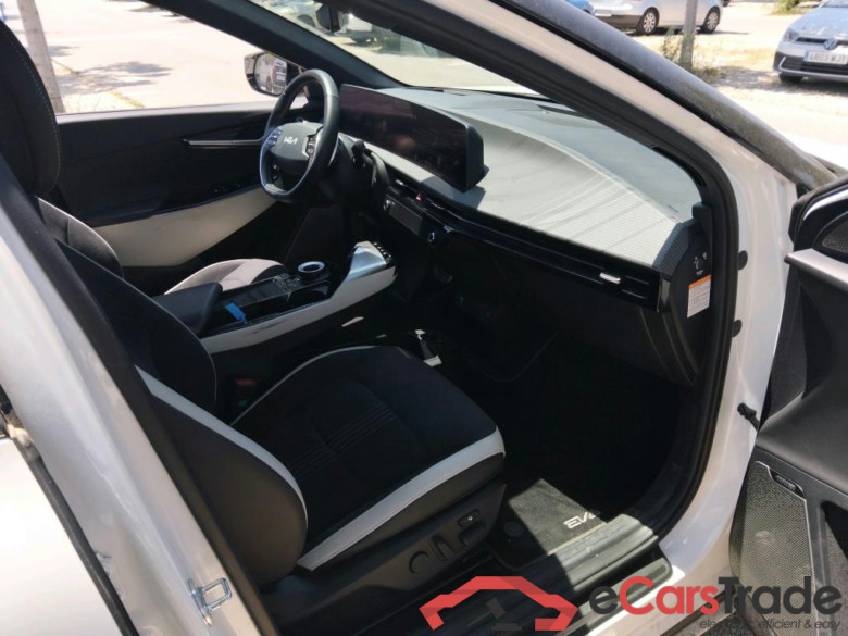 KIA EV6 / 2021 / 5P / todoterreno GT-Line 77,4kWh 239kW AWD Long Range #6