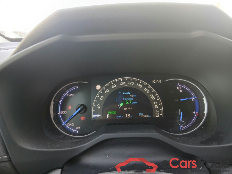 TOYOTA Rav4 / 2018 / 5P / todoterreno 2.5l 220H Advance #4