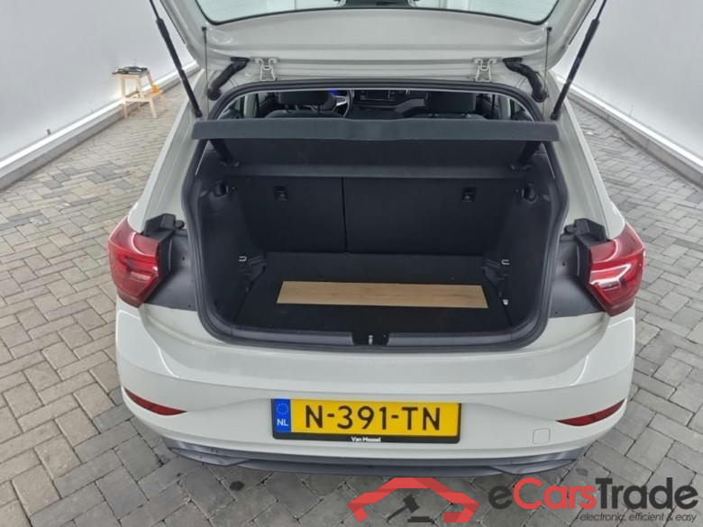 VOLKSWAGEN POLO 1.0 TSI 70kW Life 5D Athlon Edition #5