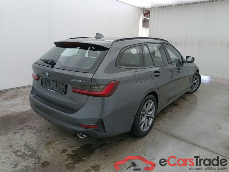 BMW 3 Reeks Touring 320e (150 kW) 5d #2