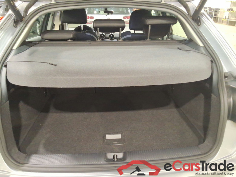 AUDI Q2 2.0 30 TDI S TRONIC BUS.ED. ATTRACTION #3