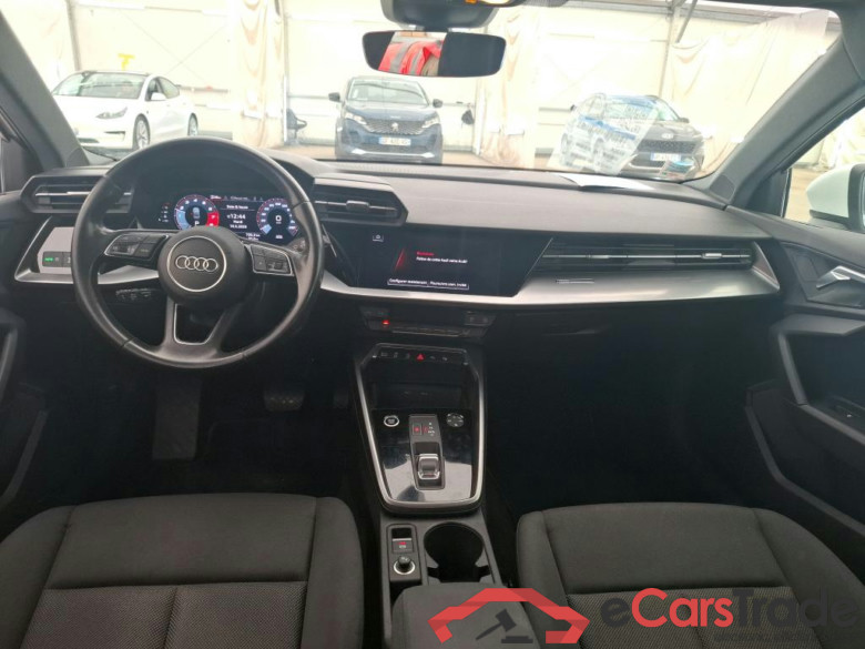 AUDI A3 Berline / 2020 / 4P / Berline 30 TFSI MHEV S Tronic 110 Business Line #5
