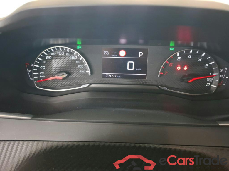 PEUGEOT 2008 / 2019 / 5P / Crossover PureTech 130 S&S EAT8 ACTIVE BUSINESS #6