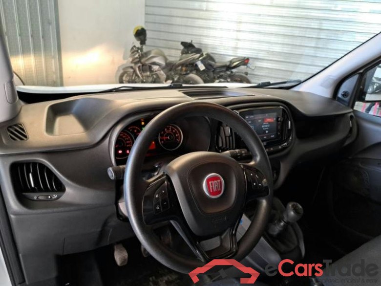 FIAT DOBLÒ CARGO / 2014 / 4P / VETT. FURGONATA CH1 LOUNGE 1.6 MJET 105CV E6D-F SeS #3