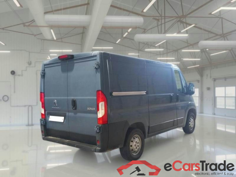 PEUGEOT BOXER / 2014 / 4P / FURGONE 330 L1H1 2.2 BLUEHDI 120CV SeS #2
