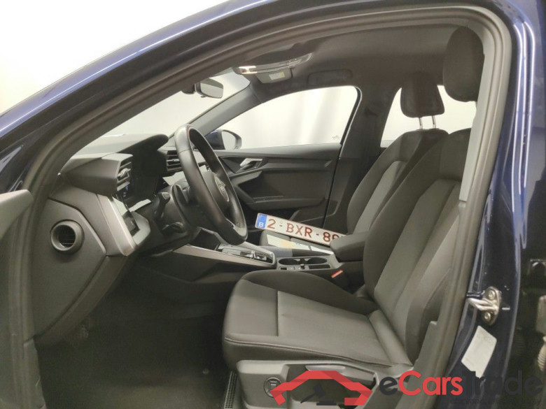 Audi A3 Berline 1.0 TFSi 30 81kW S tronic S line Bus. Ed 4d #3
