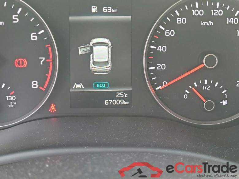 KIA Stonic / 2017 / 5P / todoterreno 1.0 T-GDi 88kW (120CV) MHEV iMT Drive #5