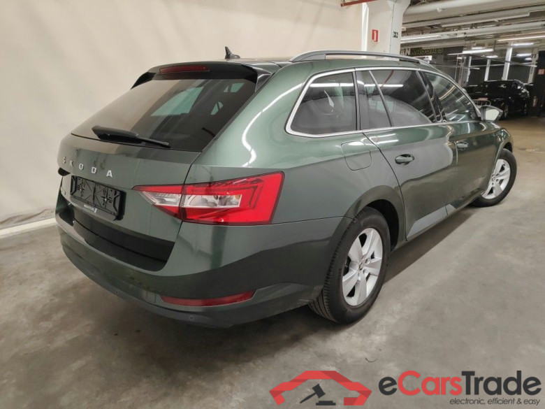 Skoda Superb Combi 2.0 CRTDI 90kW DSG7 Ambition 5d #2