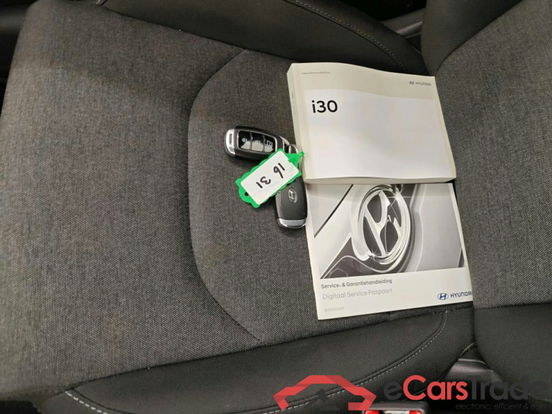 Hyundai i30 1.0 T-GDI MHEV Comfort Smart 5d #4